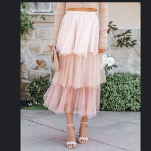 Vici Dolls NET Tiered Tulle Ombré MIDI skirt